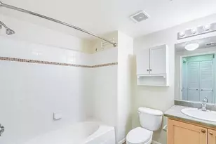 2400 Fifth Ave, San Diego, CA 92101 - Photo 16