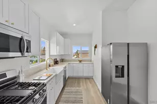 570 Emory St, Imperial Beach, CA 91932 - Photo 8