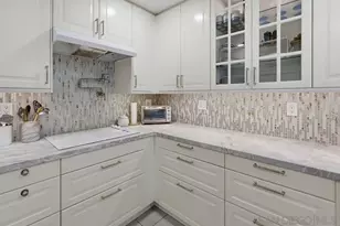 2369 Caminito Seguro, San Diego, CA 92107 - Photo 4