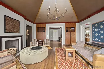  7612 Hillside Dr, La Jolla, CA 92037 - Photo 12