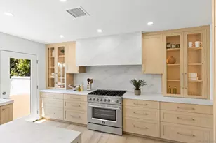 5912 La Jolla Blvd, La Jolla, CA 92037 - Photo 16