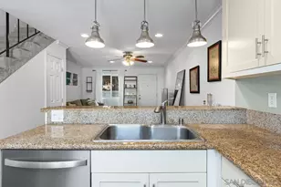 7856 Camino Glorita, San Diego, CA 92122 - Photo 16