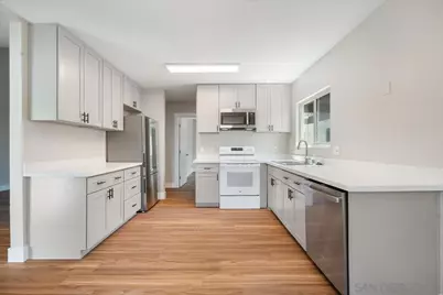  5473 Adobe Falls Rd #9, San Diego, CA 92120 - Photo 2