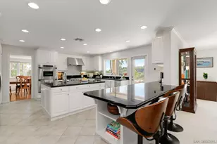 6184 Syracuse Way, San Diego, CA 92122 - Photo 14
