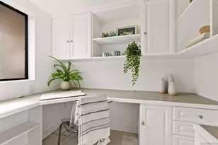 7977 Caminito Del Cid, La Jolla, CA 92037 - Photo 18