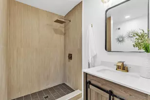 8782 Mulvaney Dr, San Diego, CA 92119 - Photo 20