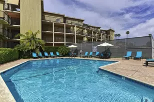 2130 Vallecitos, La Jolla, CA 92037 - Photo 22
