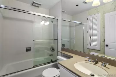  2130 Vallecitos #246, La Jolla, CA 92037 - Photo 16