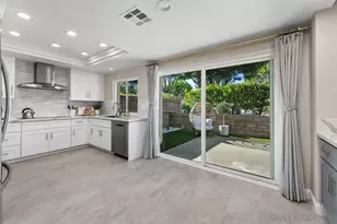 1728 Caminito Ardiente, La Jolla, CA 92037 - Photo 4
