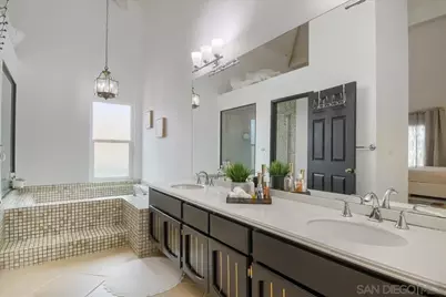  12550 Shropshire Ln, San Diego, CA 92128 - Photo 14