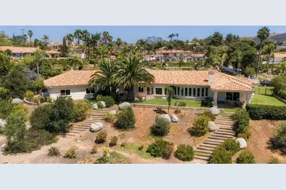  1990 Quail View Dr, Vista, CA 92084 - Photo 2