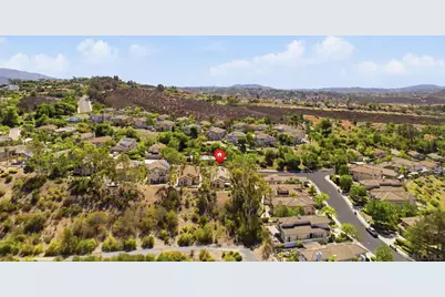  804 Calle Montera, Escondido, CA 92025 - Photo 58