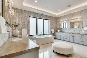 6389 Castejon, La Jolla, CA 92037 - Photo 38