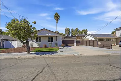  8262 Beaver Lake Drive, San Diego, CA 92119 - Photo 4