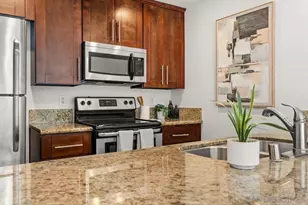 8332 Regents Rd, San Diego, CA 92122 - Photo 6