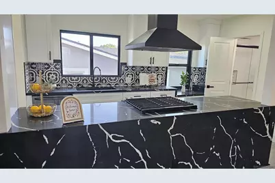 244 26th St, San Diego, CA 92102 - Photo 10