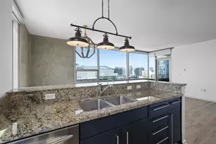 321 Tenth Ave, San Diego, CA 92101 - Photo 20
