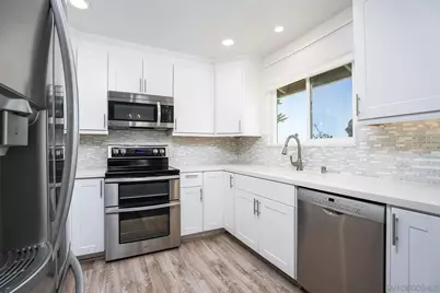  3685 Vista Campana #5, Oceanside, CA 92057 - Photo 10