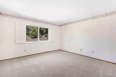  1044 Valentine Lane, Fallbrook, CA 92028 - Photo 12