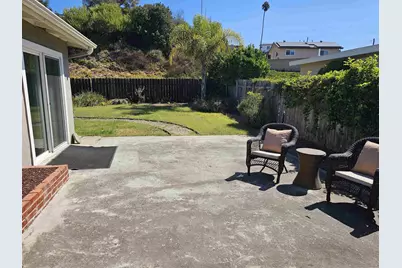 4858 Chateau Drive, San Diego, CA 92117 - Photo 14