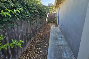 4858 Chateau Dr, San Diego, CA 92117 - Photo 18