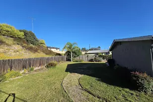 4858 Chateau Dr, San Diego, CA 92117 - Photo 16