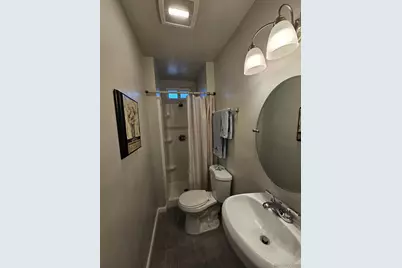  4858 Chateau Drive, San Diego, CA 92117 - Photo 10