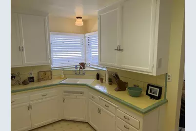  4010 N Hempstead Circle, San Diego, CA 92116 - Photo 6