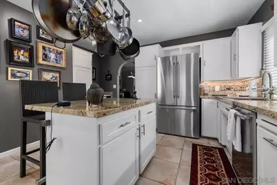  4874 Edgeware Road, San Diego, CA 92116 - Photo 12