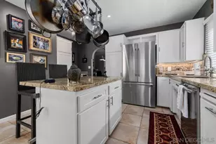 4874 Edgeware Rd, San Diego, CA 92116 - Photo 12