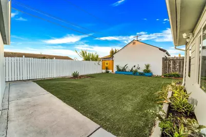  4220 E Overlook Dr, San Diego, CA 92115 - Photo 32