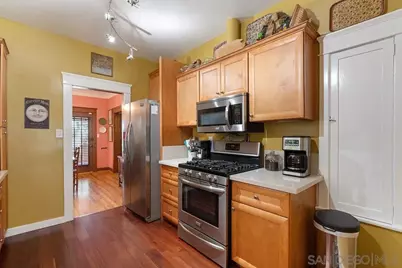  333 Randolph, Pomona, CA 91768 - Photo 12