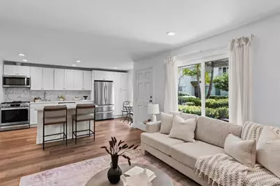  13754 Mango Dr #103, Del Mar, CA 92014 - Photo 2