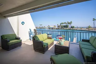 8 Antigua Ct, Coronado, CA 92118 - Photo 20