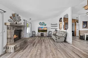 30810 Saddleback Ln, Valley Center, CA 92082 - Photo 14