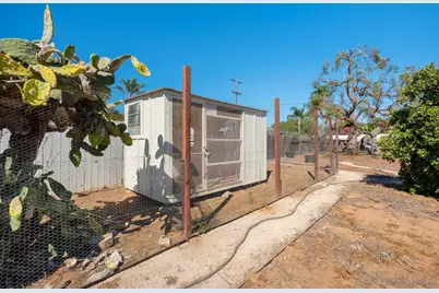  1242 Hillcrest Lane, Fallbrook, CA 92028 - Photo 54