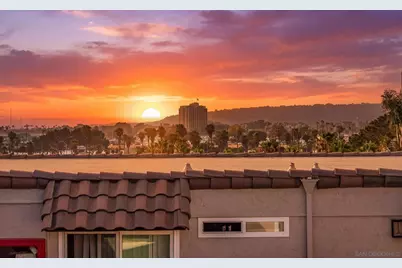  4477 Mentone St #211, San Diego, CA 92107 - Photo 6