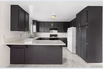  2018 Hawkins Way, Spring Valley, CA 91977 - Photo 8