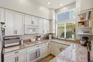 7707 Hazard Center Rd, San Diego, CA 92108 - Photo 10