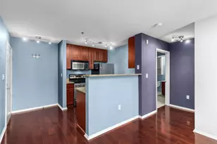 1970 Columbia, San Diego, CA 92101 - Photo 1