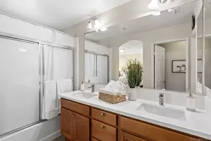10505 Zenor Ln, San Diego, CA 92127 - Photo 8