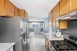 1880 Hanford Dr, San Diego, CA 92111 - Photo 12