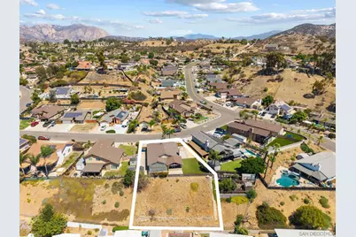  9316 Telkaif St, Lakeside, CA 92040 - Photo 4