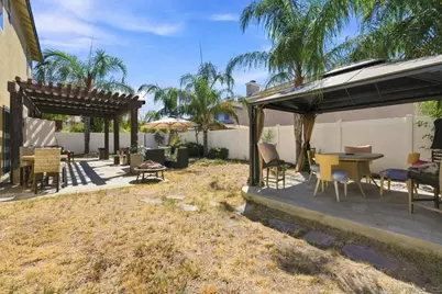  875 Seymour Way, Perris, CA 92571 - Photo 18