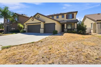  875 Seymour Way, Perris, CA 92571 - Photo 2