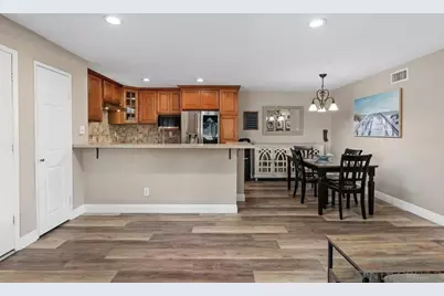  9120 Gramercy Drive #417, San Diego, CA 92123 - Photo 2