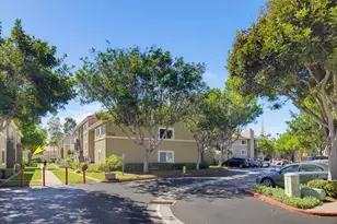 7575 Charmant Dr, San Diego, CA 92122 - Photo 2