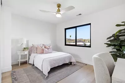  7619 Cortina Ct, Carlsbad, CA 92009 - Photo 24