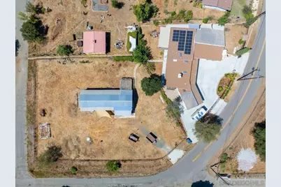  1105 North Ave, Escondido, CA 92026 - Photo 2