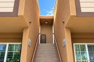 5252 Balboa Arms Dr, San Diego, CA 92117 - Photo 2